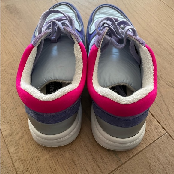 Multicolored women’s Chanel sneaker - Picture 4 of 5